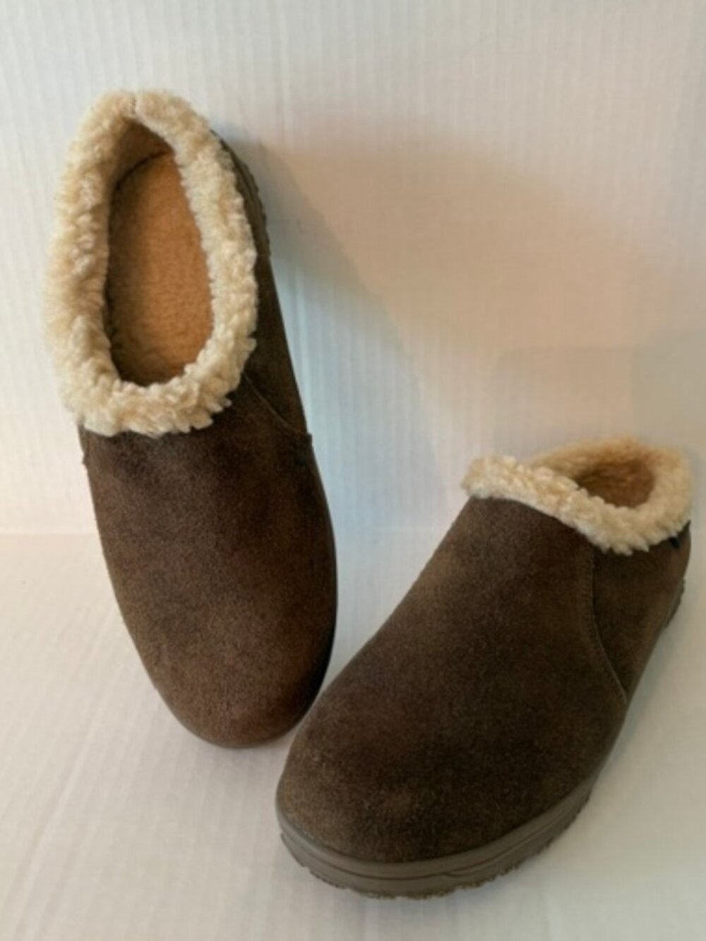 Minnetonka Suede Faux Fur Lined Slip On Clogs Womens 10 Brown